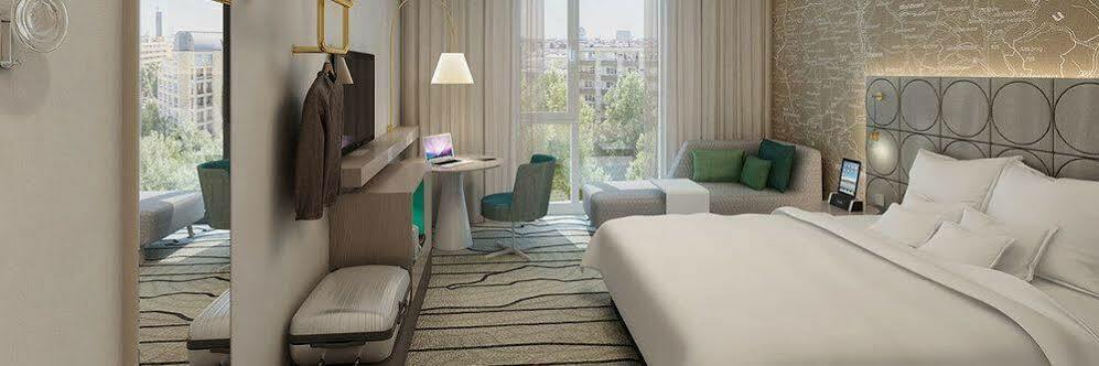 Отель Hyatt Place Frankfurt Airport 4*
